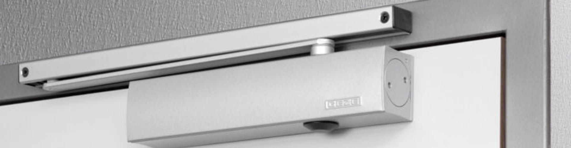 GEZE Türschließer Aluminium