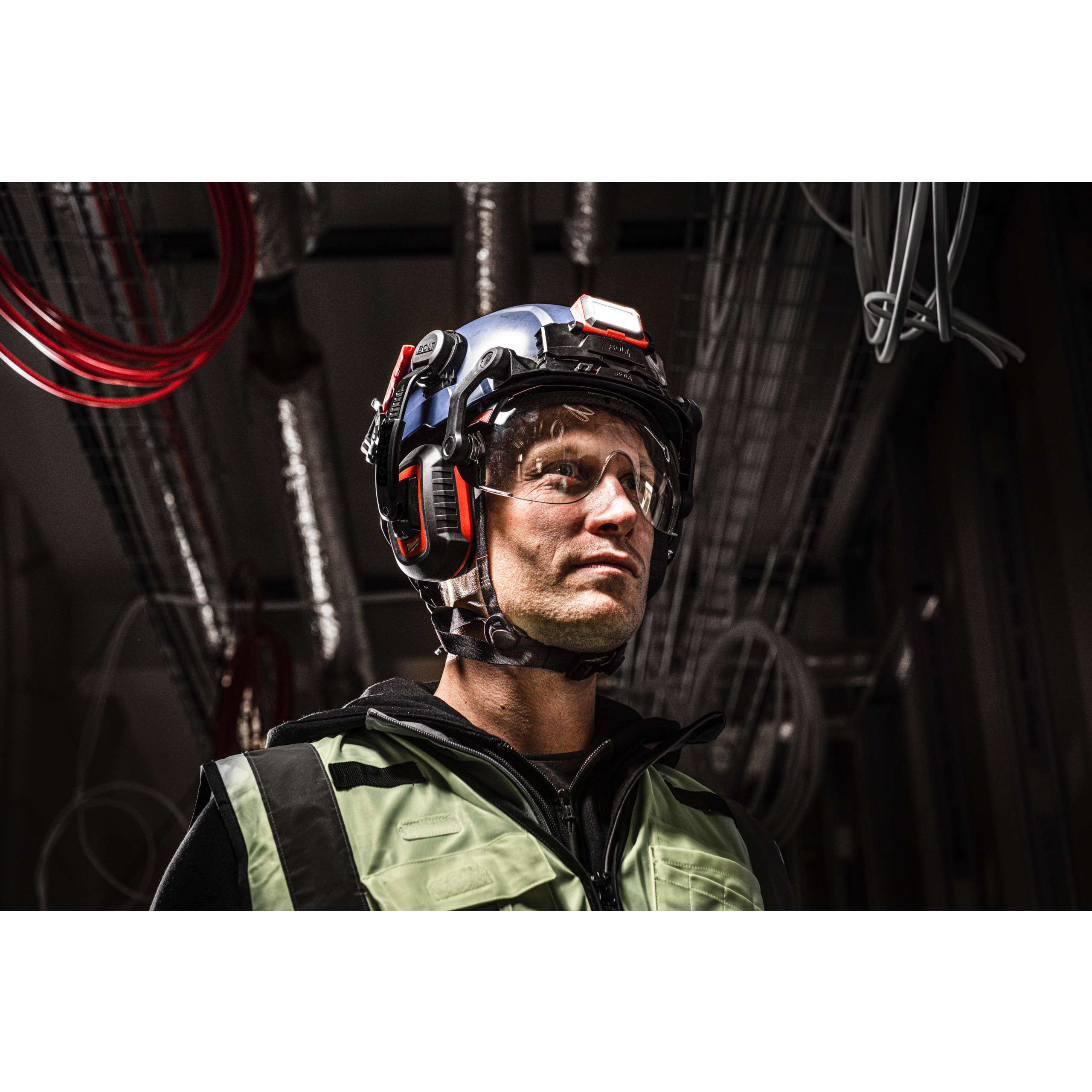 Milwaukee Kapselgehörschutz SNR 33 dB für BOLT Helm