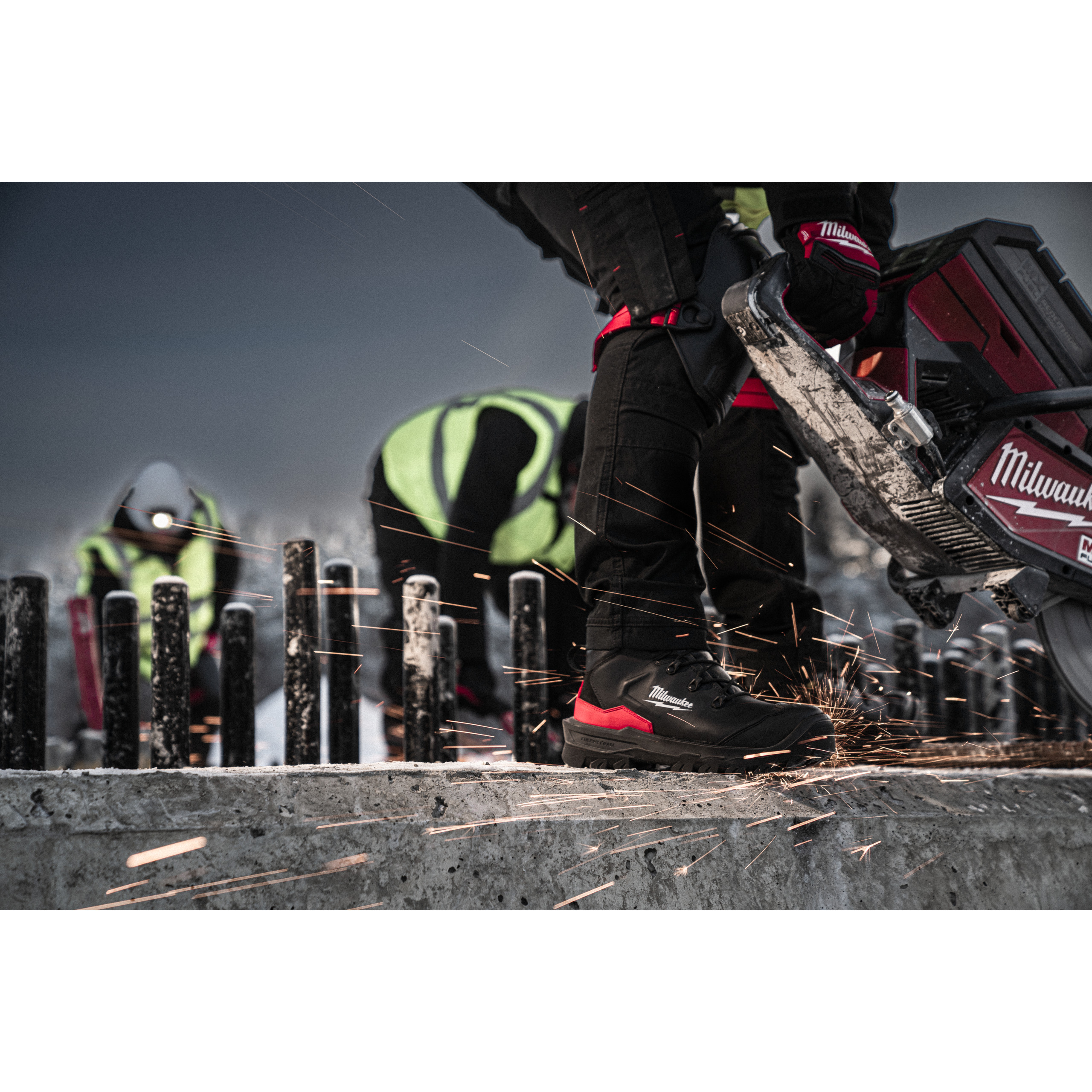 Milwaukee Sicherheits-Schnürstiefel Größe 44 ARMOURTRED S3S weit Leder schwarz